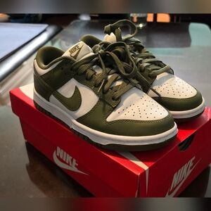 Nike DD1503-120